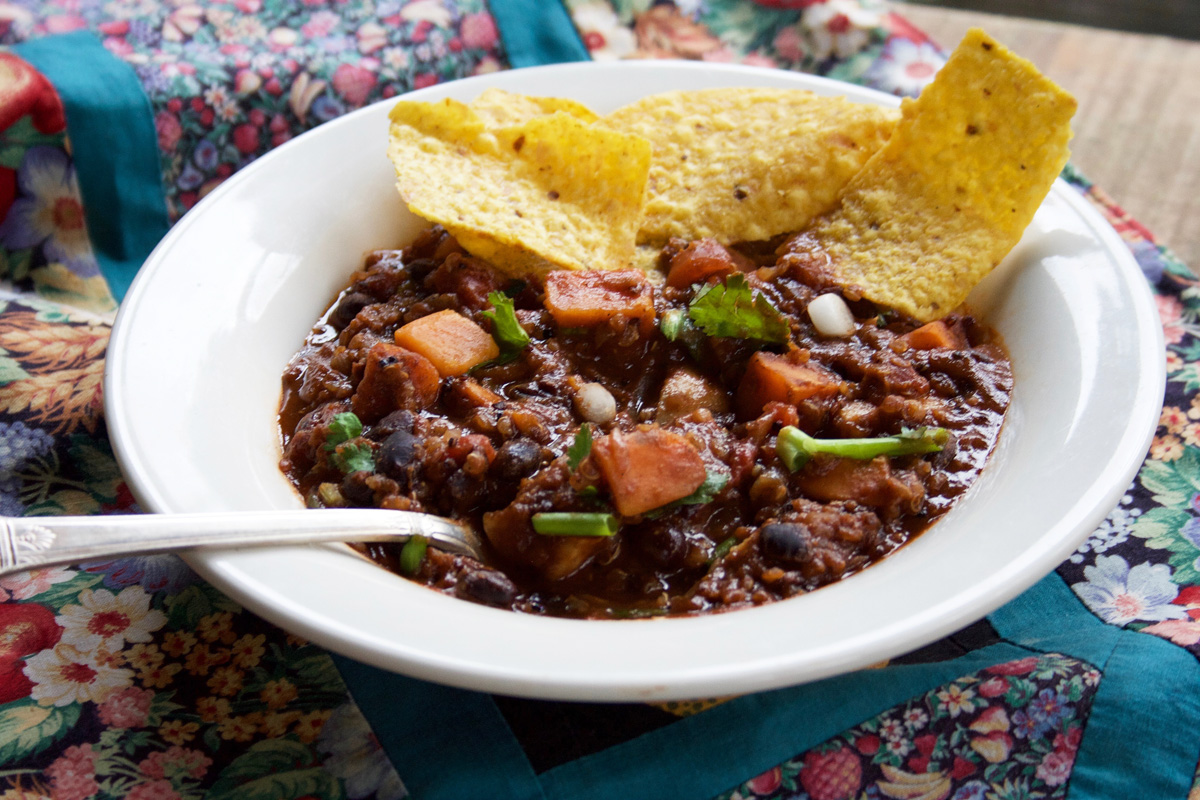 Sweet Potato, Black Bean and Quinoa Chili