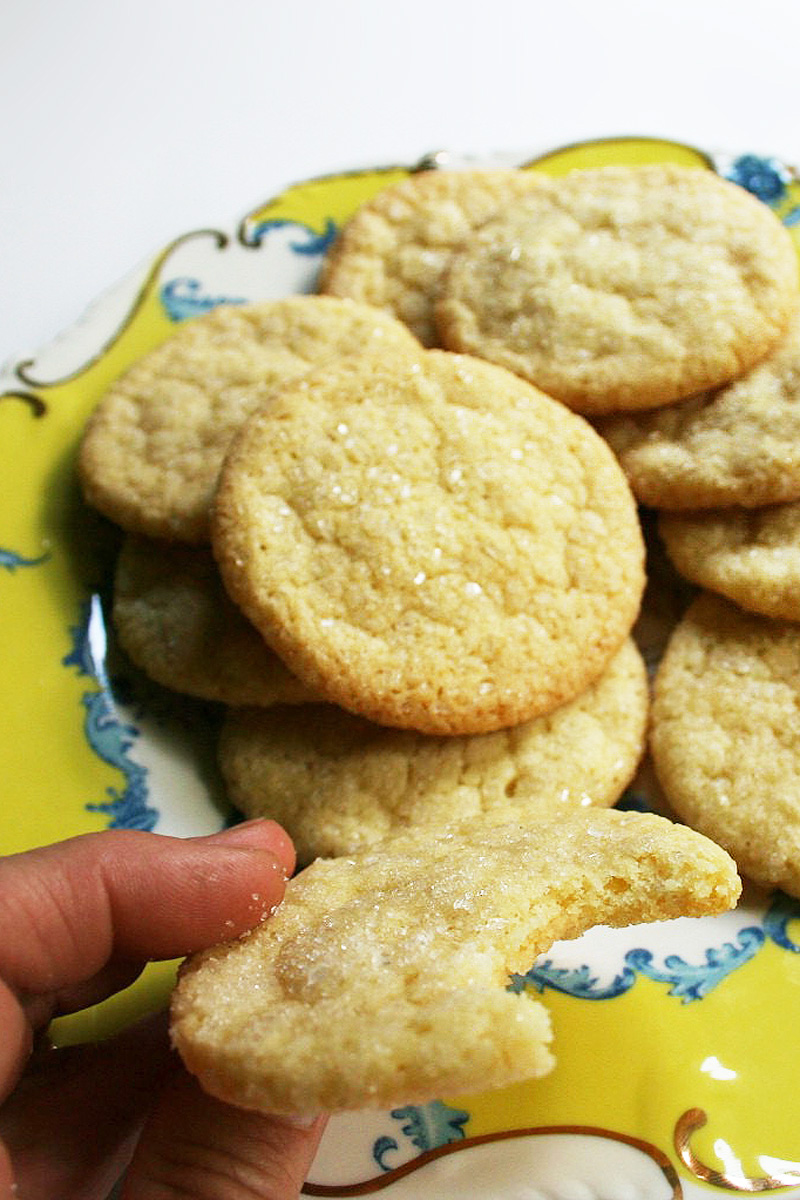 Chewy Lemon Crinkle Cookies