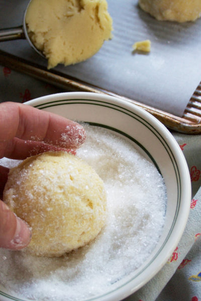 Chewy Lemon Crinkle Cookies