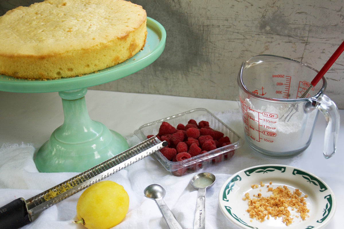 Simply Lovely Lemon Cake